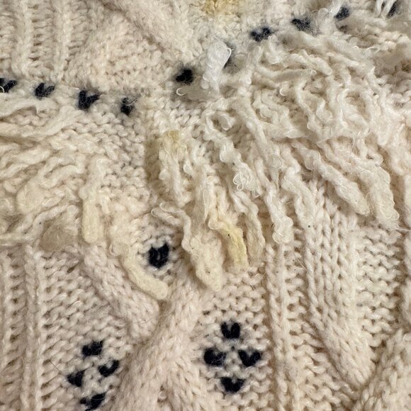 CLUB MONACO Cable knit sweater Ivory /Navy, STAINS ON FRONT, Size: S, Preowned - Picture 4 of 5